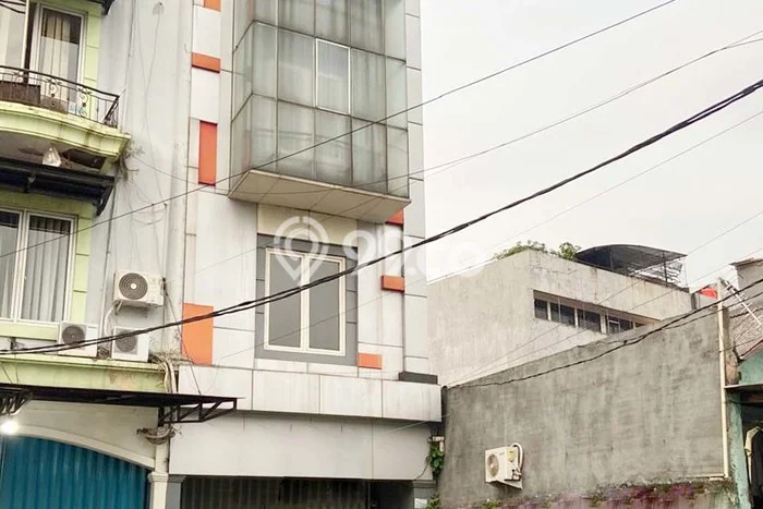 Unit Ruko Tersedia di Pejaten Spesifikasi LB 335m2 Unit Ruko Tersedia di Pejaten Spesifikasi LB 335m2