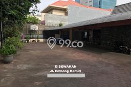Disewakan Komersial di Pusat Kota Surabaya Ramai Strategis Disewakan Komersial di Pusat Kota Surabaya Ramai Strategis