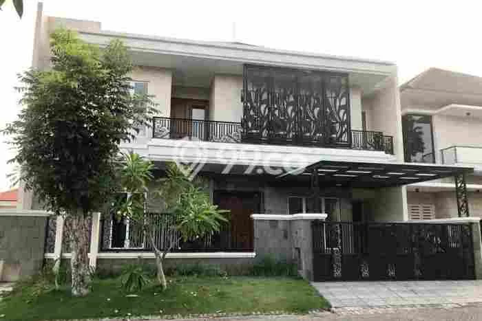 Hot Offer Hunian Mewah Ideal dan Luas di Wiyung, Surabaya Hot Offer Hunian Mewah Ideal dan Luas di Wiyung, Surabaya