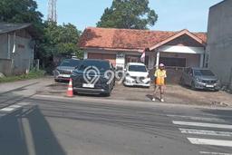 Tanah Dijual Lokasi Pondok Aren, Tangerang Selatan dengan Luas Tanah 1297m2 dan Status - Tanah Dijual Lokasi Pondok Aren, Tangerang Selatan dengan Luas Tanah 1297m2 dan Status -