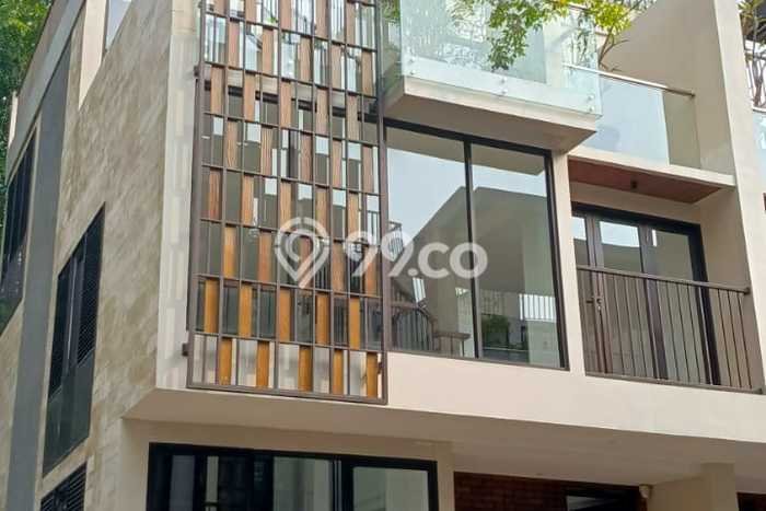 Rumah Elit LB 189m2 Siap Huni Desain Elegan di Duren Tiga, Jakarta Selatan Rumah Elit LB 189m2 Siap Huni Desain Elegan di Duren Tiga, Jakarta Selatan