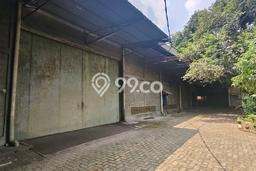 Unit Gudang Dijual di Pasar Rebo Jakarta Timur Luas Tanah 3000m2, Luas Bangunan 1000m2 Unit Gudang Dijual di Pasar Rebo Jakarta Timur Luas Tanah 3000m2, Luas Bangunan 1000m2