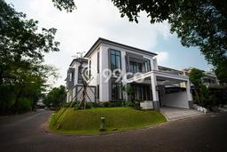 Ready to Use! Premium House LT 261m2 Desain Modern di BSD City Ready to Use! Premium House LT 261m2 Desain Modern di BSD City