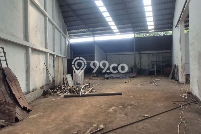 Unit Gudang Tersedia di Graha Raya Spesifikasi LB 1500m2 Unit Gudang Tersedia di Graha Raya Spesifikasi LB 1500m2