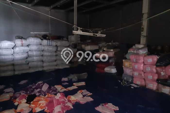 Gudang Disewakan Lokasi Cipondoh Tangerang Harga Spesial! Gudang Disewakan Lokasi Cipondoh Tangerang Harga Spesial!
