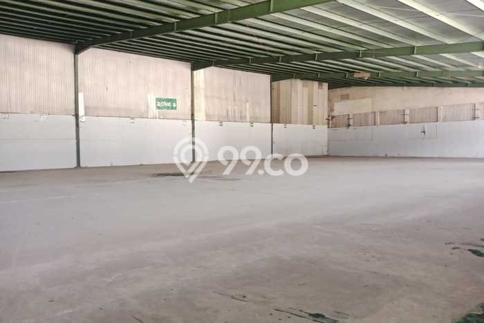 Gudang Disewa di Bandung dengan LB 1200m2 Area Komersial Ramai Gudang Disewa di Bandung dengan LB 1200m2 Area Komersial Ramai
