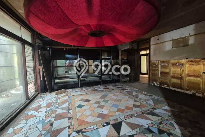 Disewakan Ruko di Kawasan Ramai sudirman Luas 800m2 Disewakan Ruko di Kawasan Ramai sudirman Luas 800m2