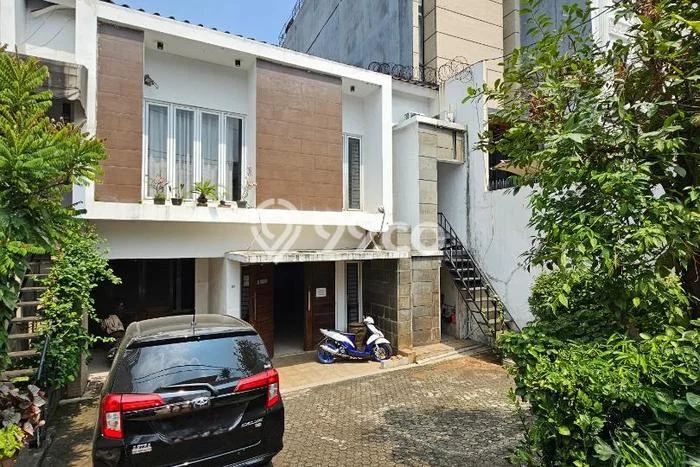 Siap Huni Hunian Elit 7 Kamar di Kebayoran Baru Dekat ke Mana Saja Siap Huni Hunian Elit 7 Kamar di Kebayoran Baru Dekat ke Mana Saja