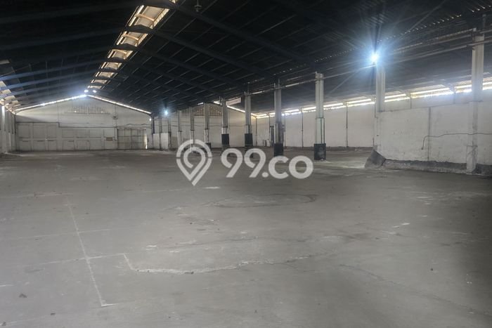 Disewakan Gudang di Kawasan Ramai Marunda Luas 5900m2 Disewakan Gudang di Kawasan Ramai Marunda Luas 5900m2