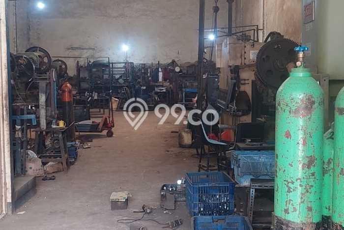 Gudang Dijual Lokasi Stratagis di Periuk Tangerang Cocok untuk Bisnis Gudang Dijual Lokasi Stratagis di Periuk Tangerang Cocok untuk Bisnis
