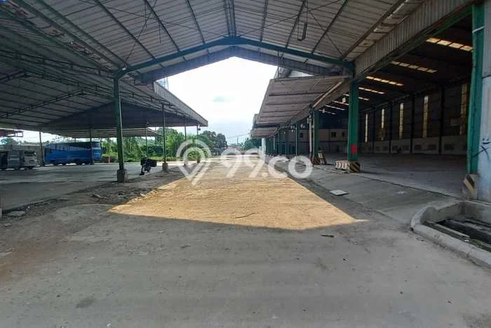 Gudang disewakan di Cikarang Utara Bekasi dengan luas bangunan 3800m2 Gudang disewakan di Cikarang Utara Bekasi dengan luas bangunan 3800m2