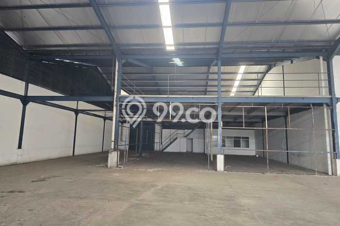 Unit Gudang Tersedia di Jatake Spesifikasi LB 2600m2 Unit Gudang Tersedia di Jatake Spesifikasi LB 2600m2