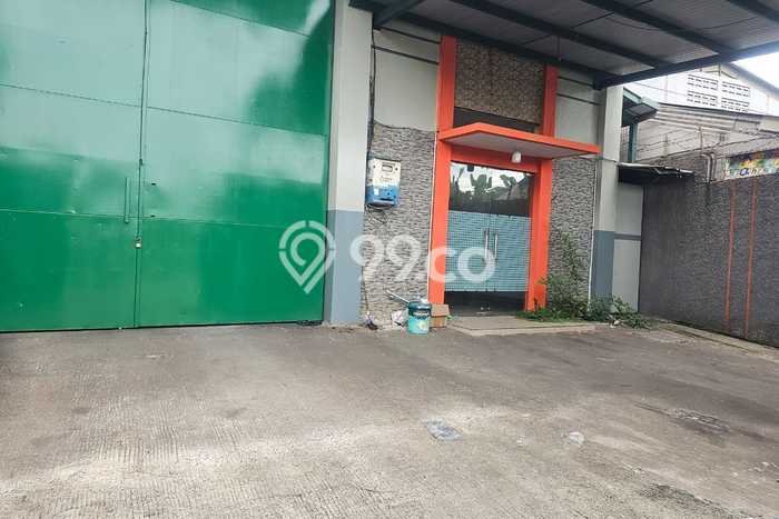 Unit Gudang Disewakan di Batu Ceper di Area Ramai & Strategis Unit Gudang Disewakan di Batu Ceper di Area Ramai & Strategis
