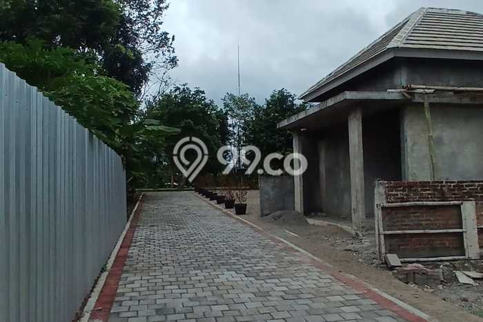 Tanah Dijual Lokasi Strategis di Yogyakarta dengan Luas 85m2 Tanah Dijual Lokasi Strategis di Yogyakarta dengan Luas 85m2