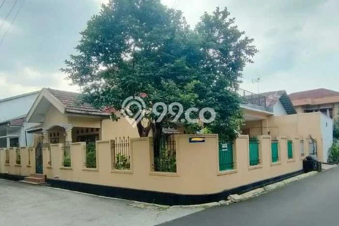 Jual Rumah Luas Elegan Dengan View Eksklusif di Pekayon, Bekasi Jual Rumah Luas Elegan Dengan View Eksklusif di Pekayon, Bekasi