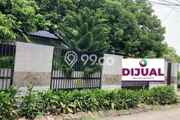 Rumah Elit Modern Tanpa Renovasi di Jati Asih Bekasi Rumah Elit Modern Tanpa Renovasi di Jati Asih Bekasi