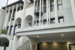 Jarang Ada! Rumah Sewa 4 Kamar Nyaman Siap Huni BSD City Jarang Ada! Rumah Sewa 4 Kamar Nyaman Siap Huni BSD City