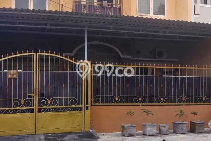 Hunian Mewah LB 210m2 Siap Pakai Desain Elegan di Wonorejo, Surabaya Hunian Mewah LB 210m2 Siap Pakai Desain Elegan di Wonorejo, Surabaya