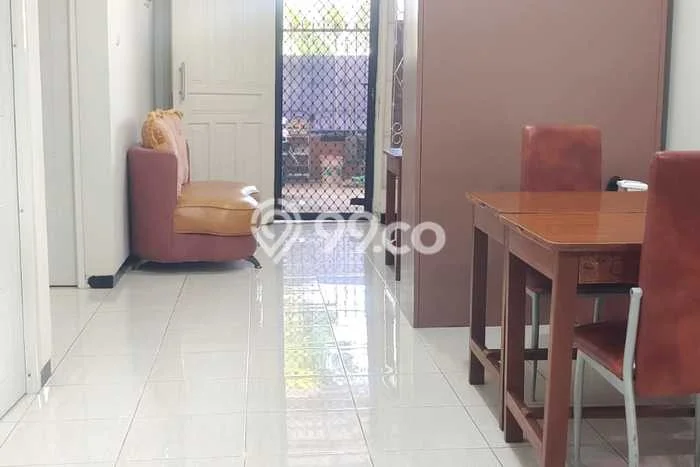 Hunian Mewah LB 210m2 Siap Pakai Desain Elegan di Wonorejo, Surabaya Hunian Mewah LB 210m2 Siap Pakai Desain Elegan di Wonorejo, Surabaya