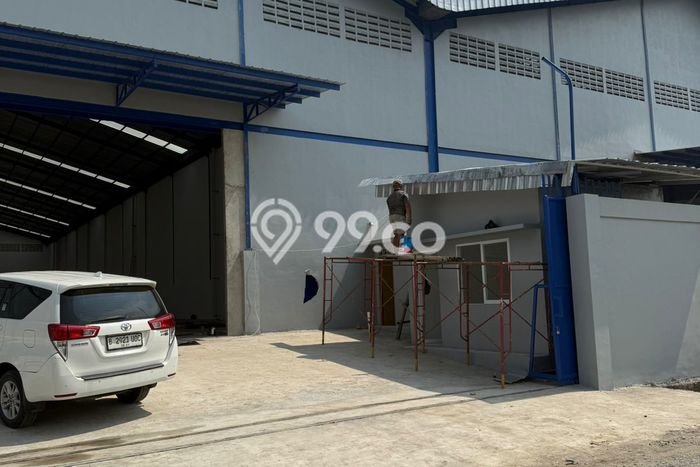 Unit Gudang Paling Strategis di Pakuhaji Tangerang dengan LB 1800m2 Unit Gudang Paling Strategis di Pakuhaji Tangerang dengan LB 1800m2