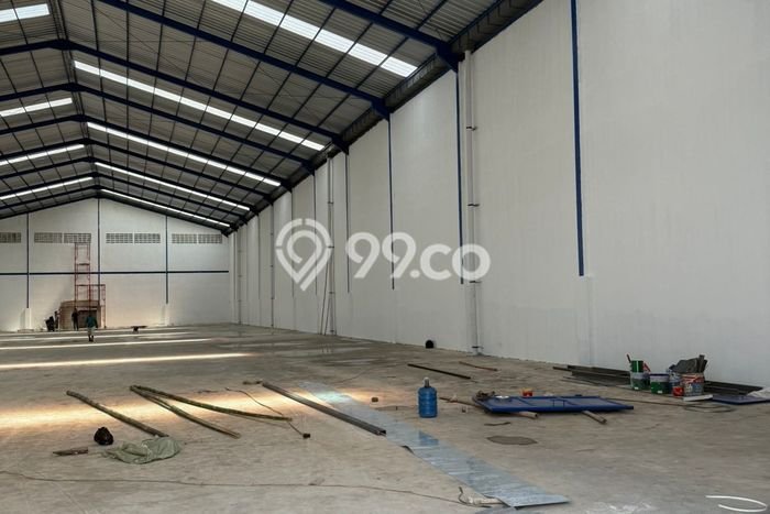 Unit Gudang Paling Strategis di Pakuhaji Tangerang dengan LB 1800m2 Unit Gudang Paling Strategis di Pakuhaji Tangerang dengan LB 1800m2