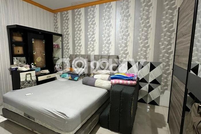 For Sale Rumah 4 Kamar Lokasi Strategis Bagus dan Strategis di Mulyorejo For Sale Rumah 4 Kamar Lokasi Strategis Bagus dan Strategis di Mulyorejo