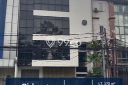 Ruko Disewa di Jakarta Pusat dengan LB 680m2 Area Komersial Ramai Ruko Disewa di Jakarta Pusat dengan LB 680m2 Area Komersial Ramai