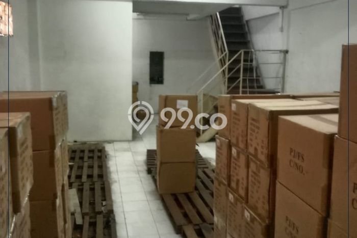 Unit Ruko Dijual di Tambora Jakarta Barat Luas Bangunan 190m2 Unit Ruko Dijual di Tambora Jakarta Barat Luas Bangunan 190m2