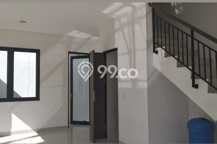 Rumah Luas Asri 2 KT Siap Huni di BSD City Tangerang Rumah Luas Asri 2 KT Siap Huni di BSD City Tangerang