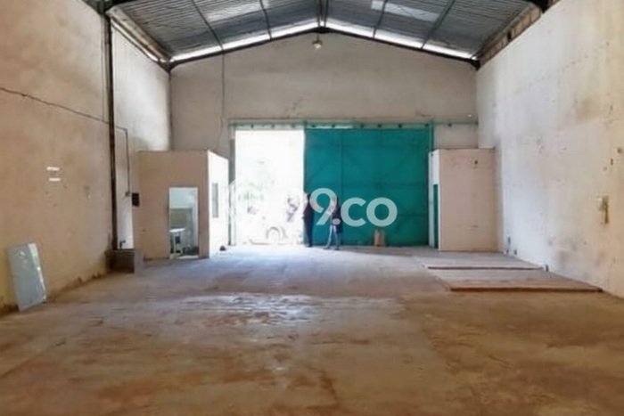 Unit Gudang Paling Strategis di Gedangan Sidoarjo dengan LB 240m2 Unit Gudang Paling Strategis di Gedangan Sidoarjo dengan LB 240m2