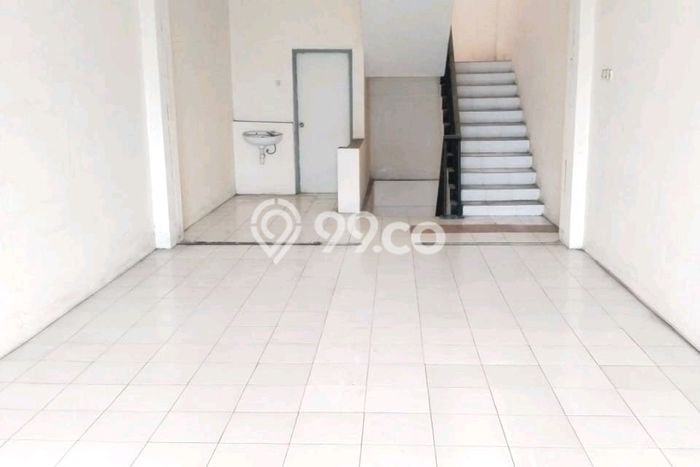 Ruko Bagus Dijual LB 242m2 Lokasi Strategis Surabaya Area Cocok untuk Bisnis Ruko Bagus Dijual LB 242m2 Lokasi Strategis Surabaya Area Cocok untuk Bisnis