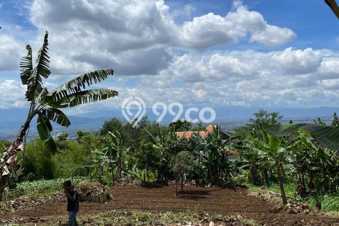 Lahan Kosong Dijual di Bandung dengan Area 2412m2 Lahan Kosong Dijual di Bandung dengan Area 2412m2