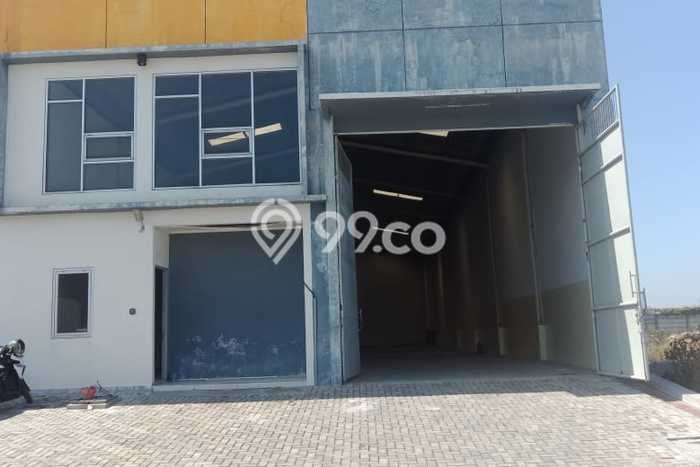 Gudang Disewa di Manyar, Gresik, LT 660m2 / LB 540m2 Gudang Disewa di Manyar, Gresik, LT 660m2 / LB 540m2