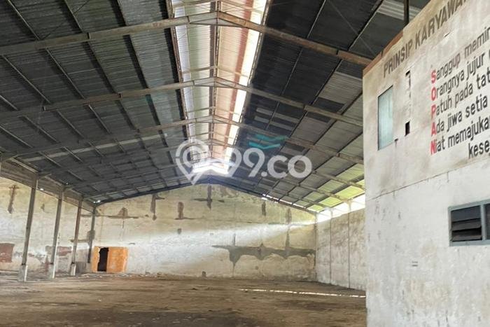 Gudang disewakan lokasi strategis Jenu Tuban 4460m2 Gudang disewakan lokasi strategis Jenu Tuban 4460m2