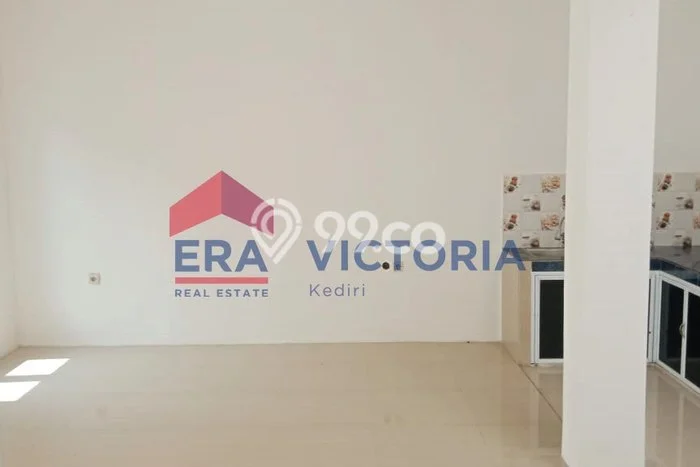 For Sale Rumah 3 Kamar Lokasi Ideal Nyaman dan Strategis di Ngasem For Sale Rumah 3 Kamar Lokasi Ideal Nyaman dan Strategis di Ngasem