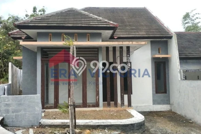Rumah Terjangkau Dijual di Semen, Kediri Harga Rp 500 Juta Rumah Terjangkau Dijual di Semen, Kediri Harga Rp 500 Juta