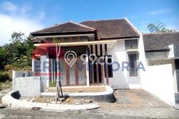 Rumah Terjangkau Dijual di Semen, Kediri Harga Rp 500 Juta Rumah Terjangkau Dijual di Semen, Kediri Harga Rp 500 Juta