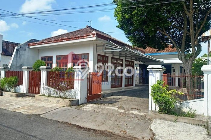Dijual Komersial di Kota, Luas 1100m2m², Lokasi Strategis Dijual Komersial di Kota, Luas 1100m2m², Lokasi Strategis