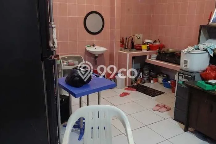 Rumah Disewakan Jakarta Barat LT 100m2 LB 100m2 Kawasan Angke Rumah Disewakan Jakarta Barat LT 100m2 LB 100m2 Kawasan Angke