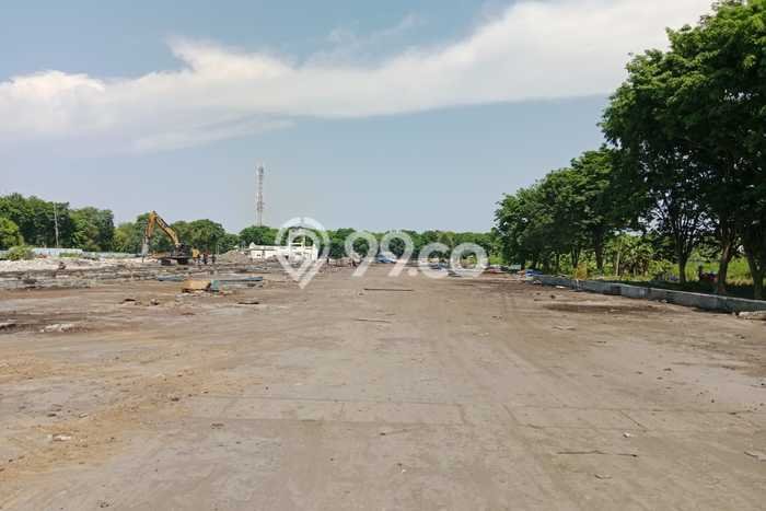 Tanah Dijual Lokasi Kebomas, Gresik dengan Luas Tanah 64000m2 dan Status - Tanah Dijual Lokasi Kebomas, Gresik dengan Luas Tanah 64000m2 dan Status -
