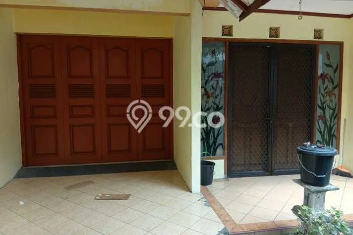 Rumah Luas Asri 4 KT Siap Pakai di Unimas Garden Waru Sidoarjo Rumah Luas Asri 4 KT Siap Pakai di Unimas Garden Waru Sidoarjo