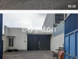 Gudang Komersial Dijual di Lakarsantri Surabaya LT 312m2 & LB 150m2 Gudang Komersial Dijual di Lakarsantri Surabaya LT 312m2 & LB 150m2