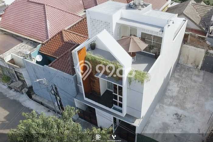 Rumah Kost Dijual di Lowokwaru, Malang dengan 12 Kamar Tidur, 12 Kamar Mandi Rumah Kost Dijual di Lowokwaru, Malang dengan 12 Kamar Tidur, 12 Kamar Mandi