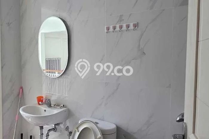 Disewakan! Rumah 3 Kamar Tidur &
3 Kamar Mandi di Gading Serpong Samara Village, Tangerang Disewakan! Rumah 3 Kamar Tidur &
3 Kamar Mandi di Gading Serpong Samara Village, Tangerang