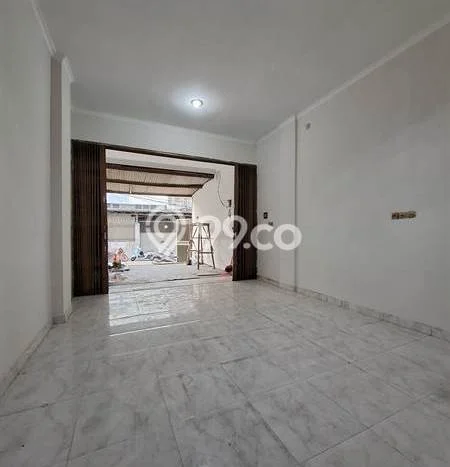 Unit Komersial Disewakan di Jakarta Barat Area Strategis Harga Kompetitif Unit Komersial Disewakan di Jakarta Barat Area Strategis Harga Kompetitif