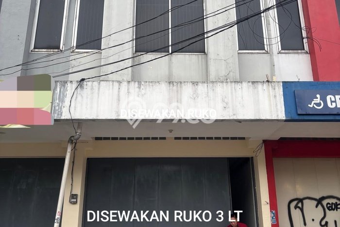 Ruko Disewa di Bandung dengan LB 225m2 Area Komersial Ramai Ruko Disewa di Bandung dengan LB 225m2 Area Komersial Ramai