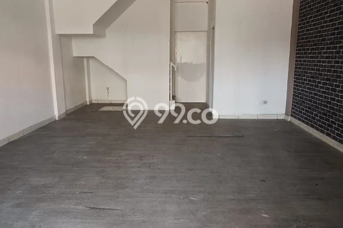 FOR RENT! Ruko di Surapati Cocok untuk Bisnis 150m2 FOR RENT! Ruko di Surapati Cocok untuk Bisnis 150m2