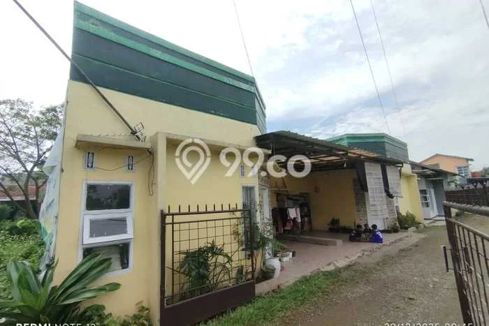 Aset Investasi! Kost Dijual di Margaasih, Bandung, 9 KT, 5 KM, Luas 250m2 Aset Investasi! Kost Dijual di Margaasih, Bandung, 9 KT, 5 KM, Luas 250m2