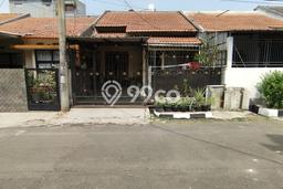 Rumah Minimalis 2 KT LT 112m2 di Taman Kopo Indah Rumah Minimalis 2 KT LT 112m2 di Taman Kopo Indah