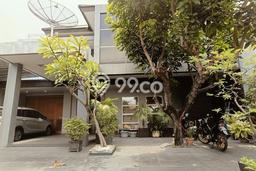 Rumah Mewah Dijual LT 555m2 di Mulyorejo, Surabaya Rumah Mewah Dijual LT 555m2 di Mulyorejo, Surabaya